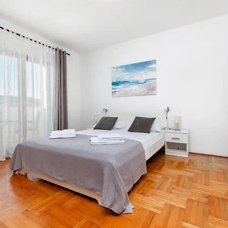 Apartments Luce Rovinj Exterior photo