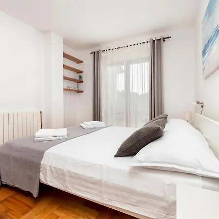 Apartments Luce Rovinj Exterior photo