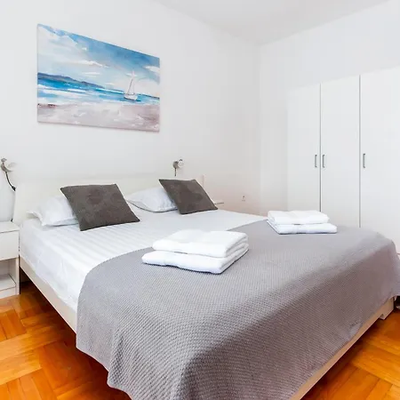 Apartments Luce Rovinj Exterior photo
