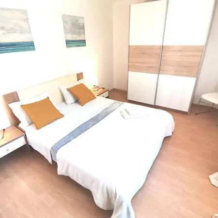 Apartments Luce Rovinj Exterior photo