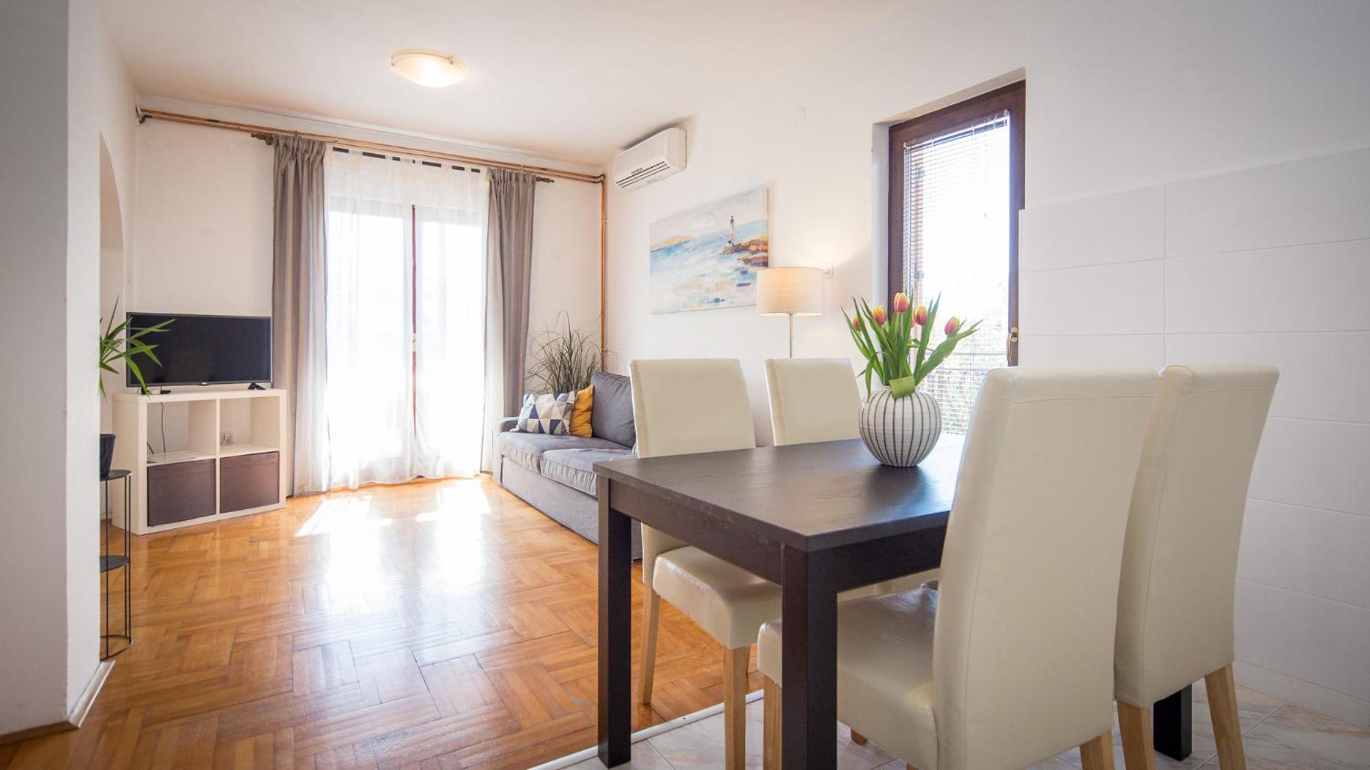 Luce Apartment *