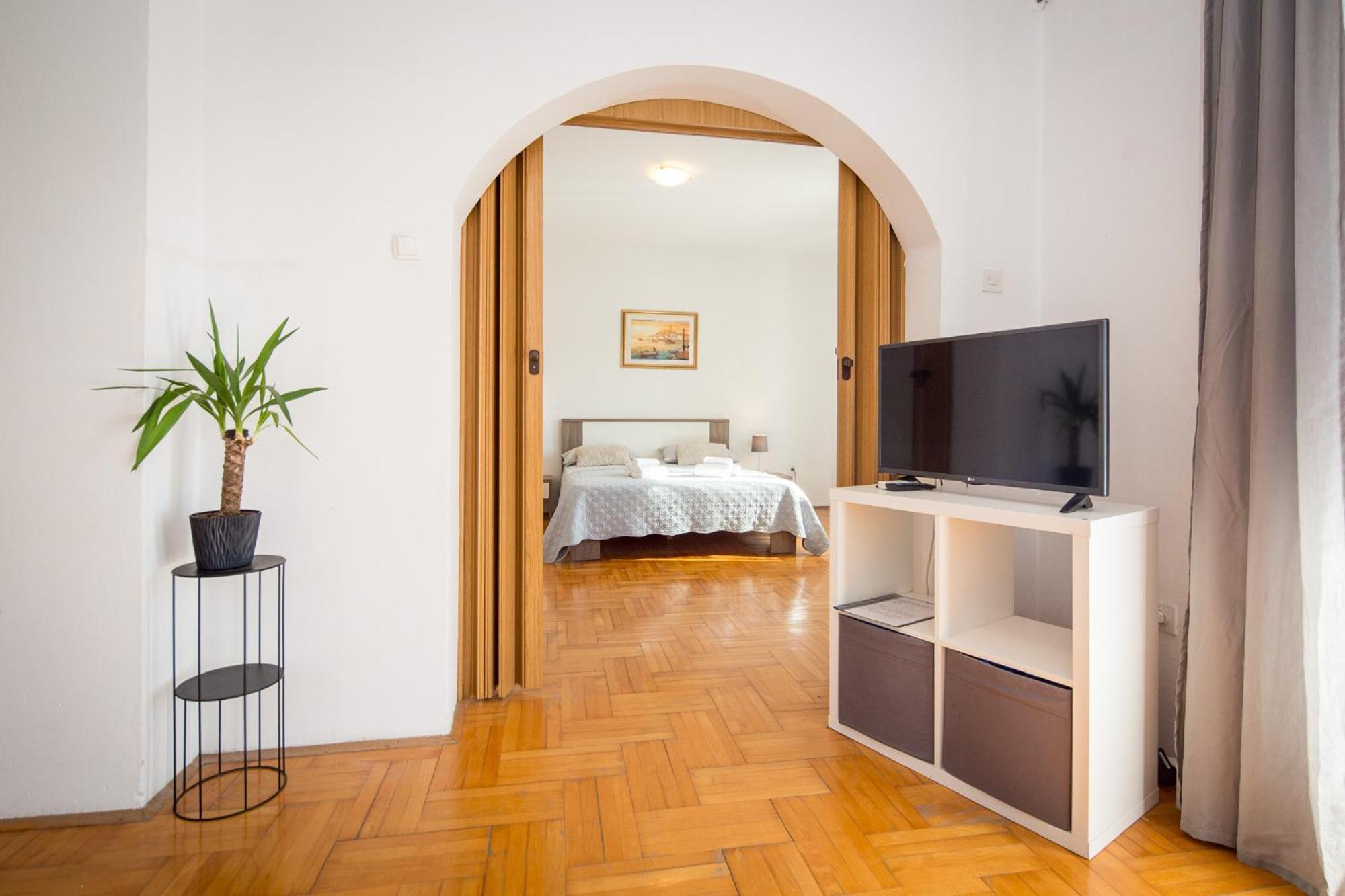 Luce Apartment